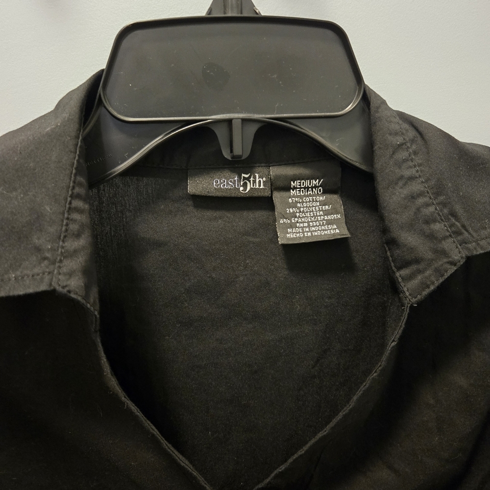 East 5th Elegant Black Blouse - Picture 3 of 3